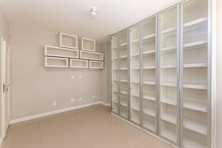 Apartamento à venda com 108m², 3 quartos e sem vaga