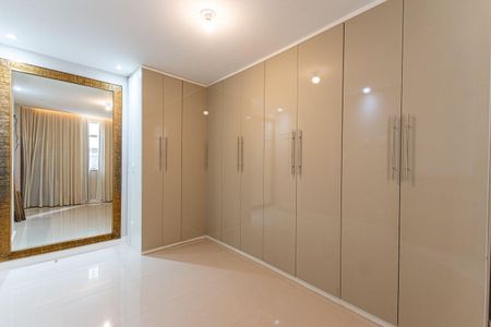 Apartamento à venda com 108m², 3 quartos e sem vaga