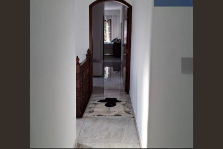 Casa à venda com 3 quartos, 247m² em Vila Santa Clara, São Paulo