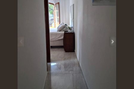 Casa à venda com 3 quartos, 247m² em Vila Santa Clara, São Paulo