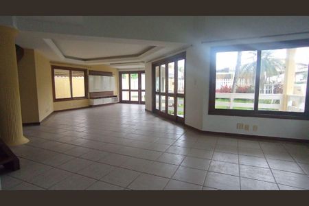 Casa à venda com 4 quartos, 375m² em Engenho do Mato, Niterói