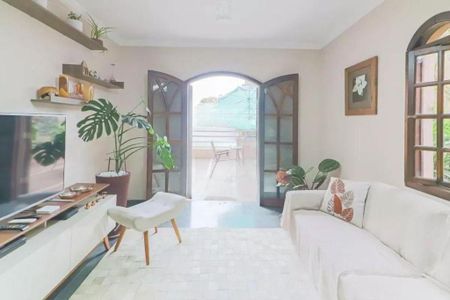 Casa à venda com 3 quartos, 160m² em Jardim Sarah, São Paulo
