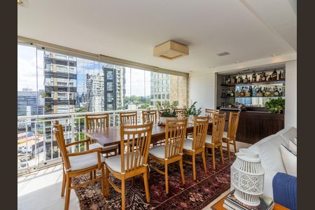 Apartamento à venda com 3 quartos, 185m² em Itaim Bibi, São Paulo