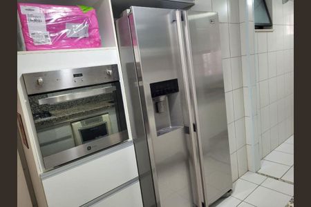 Apartamento à venda com 2 quartos, 75m² em Cambuí, Campinas