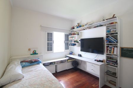 Casa à venda com 670m², 3 quartos e 4 vagasQuarto 1