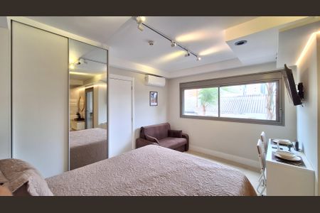 Studio para alugar com 33m², 1 quarto e sem vaga Studio para alugar com 33m², 1 quarto e sem vagaSala/Quarto