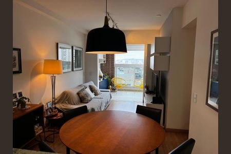 Sala de apartamento para alugar com 2 quartos, 80m² em Campestre, Santo André