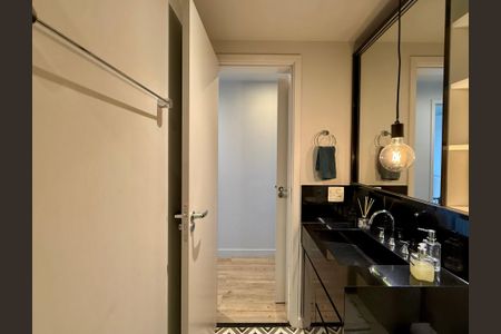 Apartamento para alugar com 92m², 3 quartos e 2 vagasBanheiro Social 