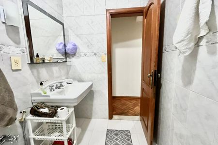 Apartamento para alugar com 92m², 3 quartos e 1 vagaBanheiro social 