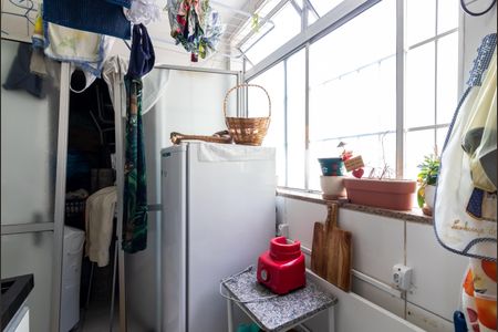 Apartamento à venda com 75m², 3 quartos e 1 vagaÁrea de Serviço