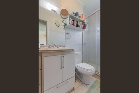 Suíte de casa de condomínio à venda com 3 quartos, 250m² em Vila Jardim, Porto Alegre