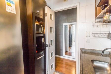 Apartamento à venda com 54m², 2 quartos e 1 vaga Apartamento à venda com 54m², 2 quartos e 1 vagaCozinha