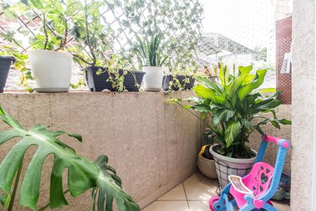 Varanda de apartamento à venda com 2 quartos, 54m² em Jardim Tupanci, Barueri