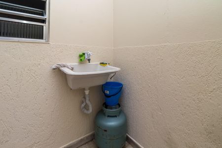 Casa para alugar com 80m², 2 quartos e 1 vagaÁrea de Serviço