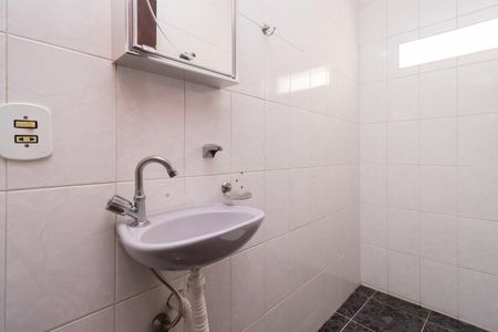 Casa para alugar com 80m², 2 quartos e 1 vagaLavabo