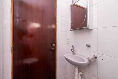 Casa para alugar com 80m², 2 quartos e 1 vagaLavabo