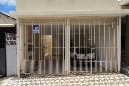 Casa para alugar com 80m², 2 quartos e 1 vagaFachada
