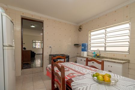 Casa para alugar com 80m², 2 quartos e 1 vagaCozinha