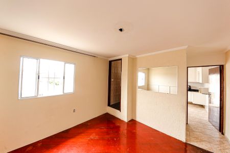 Sala de casa para alugar com 2 quartos, 70m² em Jardim Colorado, São Paulo