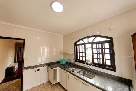 Casa para alugar com 70m², 2 quartos e 1 vagaCozinha
