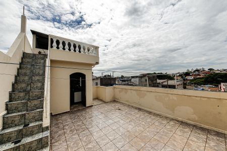 Casa para alugar com 70m², 2 quartos e 1 vagaQuintal