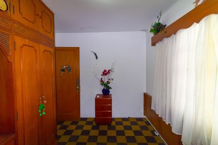 Casa à venda com 197m², 3 quartos e 2 vagasQuarto 2