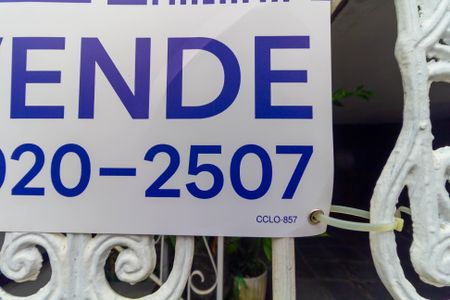 Casa à venda com 197m², 3 quartos e 2 vagasPlaca