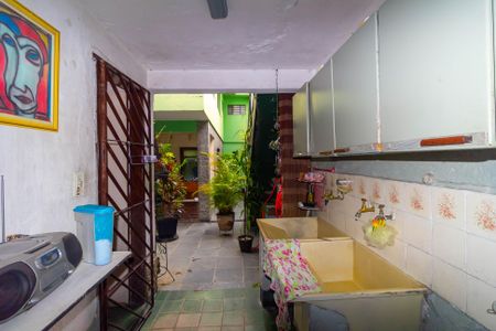 Casa à venda com 197m², 3 quartos e 2 vagasÁrea de Serviço