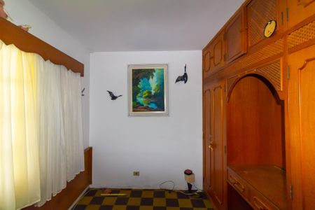 Casa à venda com 197m², 3 quartos e 2 vagasQuarto 2