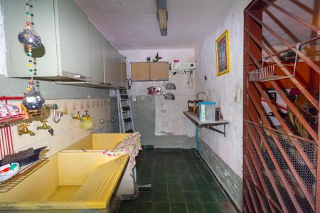 Casa à venda com 197m², 3 quartos e 2 vagasÁrea de Serviço