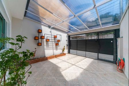 Casa à venda com 77m², 2 quartos e 1 vaga Casa à venda com 77m², 2 quartos e 1 vagaGaragem