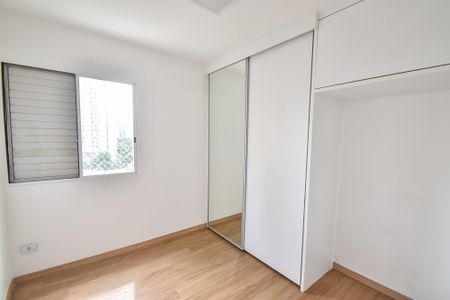 Apartamento à venda com 84m², 3 quartos e 2 vagasQuarto 2