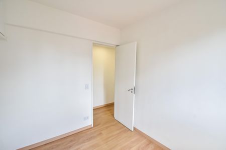 Apartamento à venda com 84m², 3 quartos e 2 vagasQuarto 2