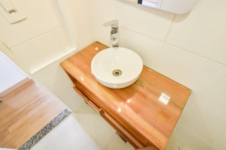 Apartamento à venda com 84m², 3 quartos e 2 vagasBanheiro