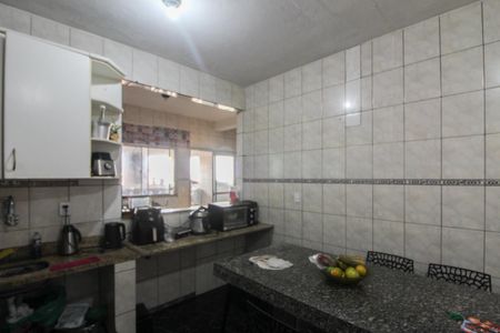 Casa para alugar com 80m², 2 quartos e 1 vagaCozinha