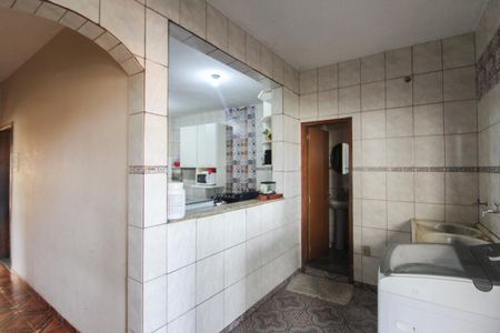 Casa para alugar com 80m², 2 quartos e 1 vagaÁrea de Serviço