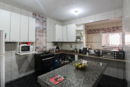 Casa para alugar com 80m², 2 quartos e 1 vagaCozinha