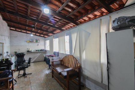 Casa para alugar com 80m², 2 quartos e 1 vagaVaranda