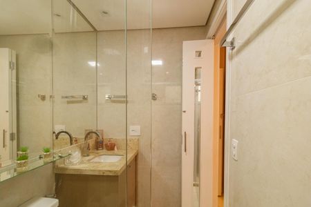 Apartamento à venda com 69m², 2 quartos e 1 vagaBanheiro da Suíte
