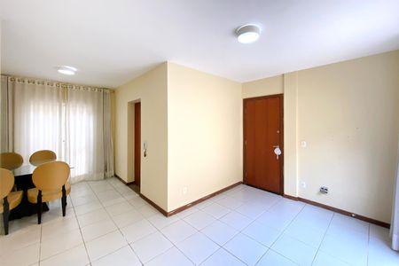 Sala de apartamento para alugar com 2 quartos, 96m² em Sagrada Família, Belo Horizonte