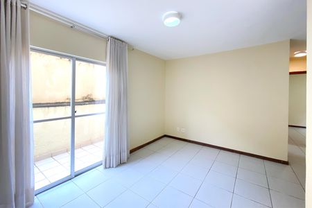 Apartamento para alugar com 96m², 2 quartos e 1 vaga Apartamento para alugar com 96m², 2 quartos e 1 vagaSala