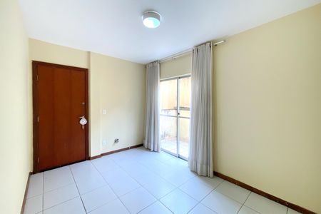 Apartamento para alugar com 96m², 2 quartos e 1 vaga Apartamento para alugar com 96m², 2 quartos e 1 vagaSala