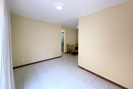 Apartamento para alugar com 96m², 2 quartos e 1 vaga Apartamento para alugar com 96m², 2 quartos e 1 vagaSala