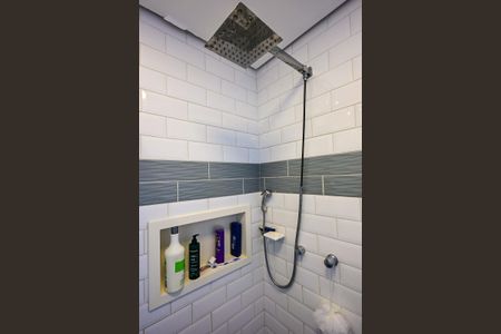 Apartamento para alugar com 69m², 2 quartos e 2 vagasChuveiro da Suíte