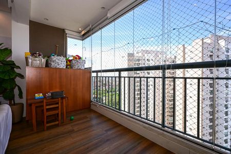 Apartamento para alugar com 69m², 2 quartos e 2 vagasVaranda