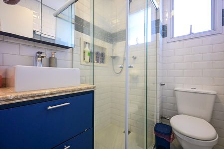 Apartamento para alugar com 69m², 2 quartos e 2 vagasBanheiro Suíte 