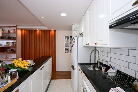 Apartamento para alugar com 69m², 2 quartos e 2 vagasCozinha
