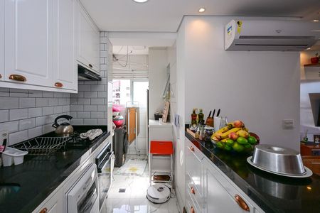 Apartamento para alugar com 69m², 2 quartos e 2 vagasCozinha