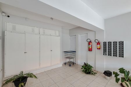 Apartamento à venda com 76m², 2 quartos e 1 vagaÁrea comum