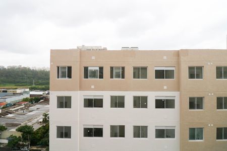 Apartamento à venda com 2 quartos, 32m² em Jardim Caravelas, São Paulo